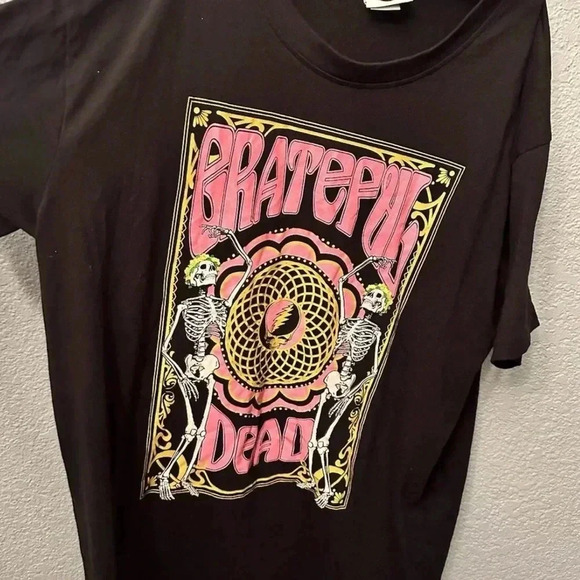 2/40$ Women’s Grateful Dead Size M T Shirt Like New Condition - Picture 2 of 5